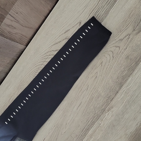 🛍Under Armour Womens S Grey‎ Loose Coldgear Half Zip Warm Pullover Activewear - Picture 8 of 13